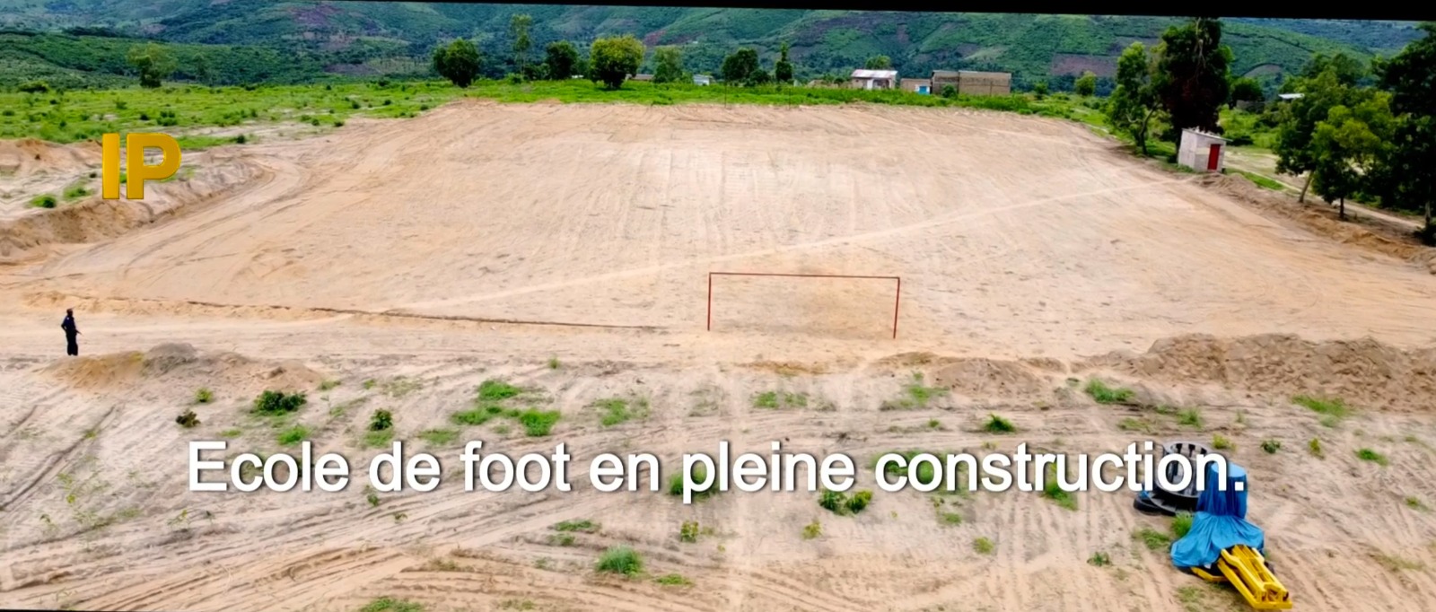 Le terrain de football de la Cité BUMBA est prêt !